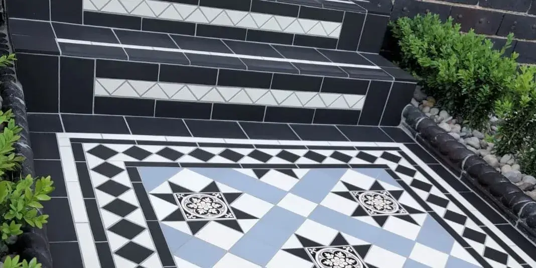 Black, grey and white victorian path